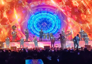 Banda El Recodo armó el bailazo en el Teatro del Pueblo de la Feria de Puebla. ¡Qué fiestón!